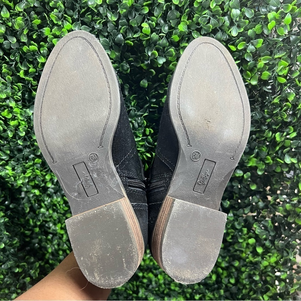 CROWN VINTAGE | Suede Bootie - Picture 4 of 6